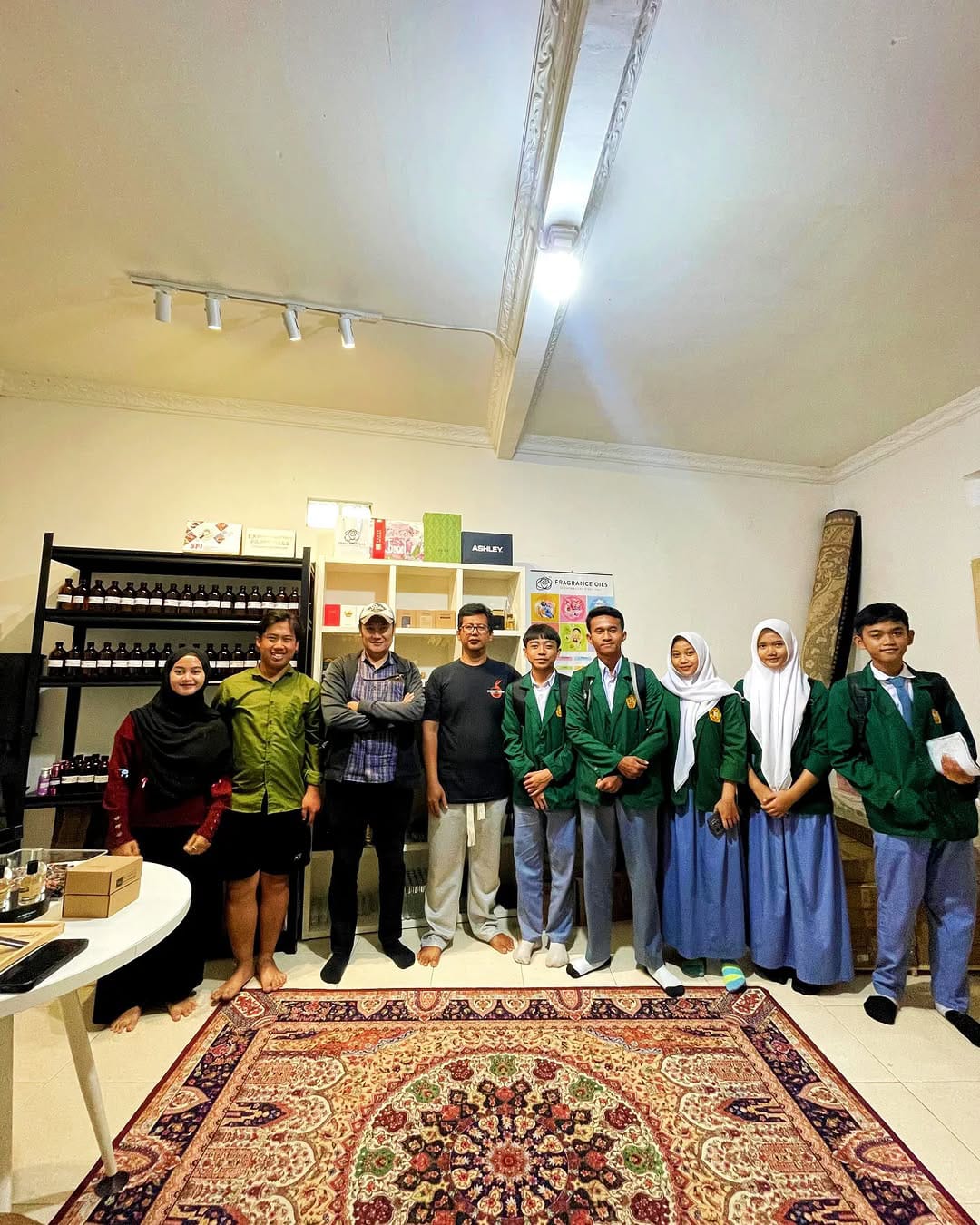 Kunjungan Industri Peserta KMB